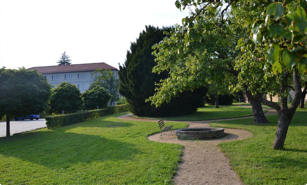 Komensky Gaeste- Und Tagungshaus Herrnhut Luaran gambar